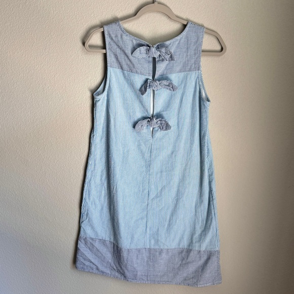 Vineyard Vines Seersucker Shift Derby Dress - Picture 2 of 4